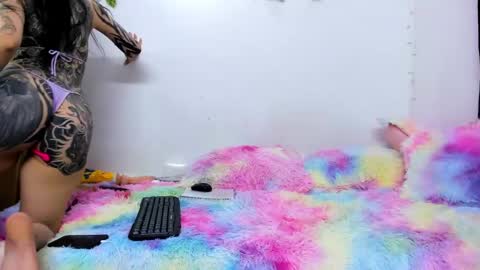 Snapshot of freyja_rouse chatting on September 11, 12:44 am Freyja Rouse online show from September 11, 12:44 am
