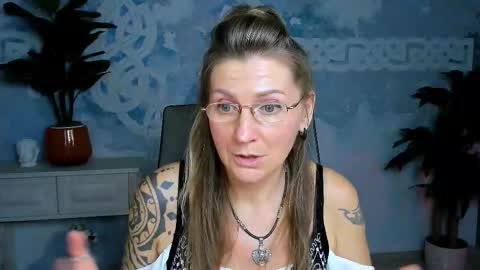 Frida Tander online show from September 22, 3:21 pm