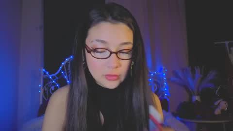 Tiffany online show from March 1, 12:43 am