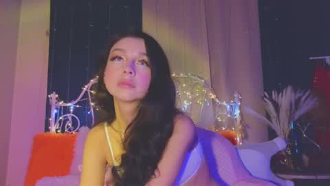 Tiffany online show from February 27, 11:04 pm