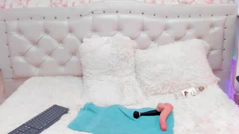 Snapshot of gabbieprice chatting on October 11, 8:44 pm Gabbie online show from October 11, 8:44 pm