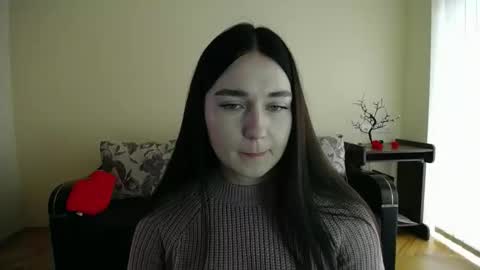 Jaklin online show from November 10, 9:15 am