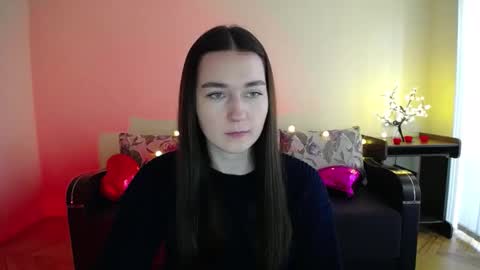 Snapshot of gabby_di chatting on February 23, 9:59 am Jaklin online show from February 23, 9:59 am