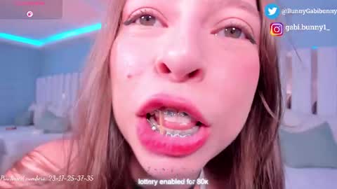 Gabi  online show from July 9, 6:32 pm