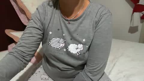 gaby  layla online show from May 16, 12:46 am