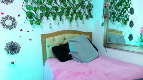 Snapshot of gabie_rosse chatting on October 6, 5:24 am gabie_rosse online show from October 6, 5:24 am