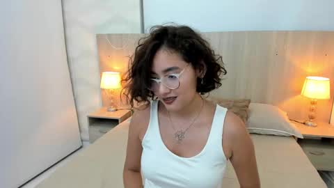 Gabriela Vargas online show from September 30, 11:53 pm