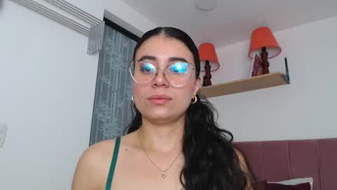 Snapshot of gabrielarossa chatting on December 16, 12:38 pm GabrielaRossa online show from December 16, 12:38 pm