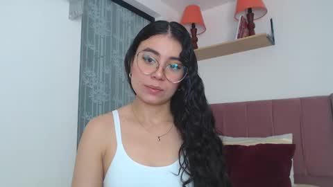 Snapshot of gabrielarossa chatting on December 15, 3:42 pm GabrielaRossa online show from December 15, 3:42 pm