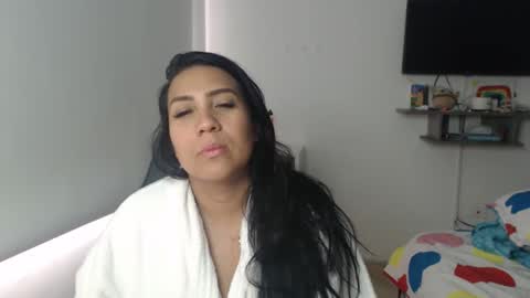 Snapshot of gaby_bluexx chatting on February 20, 12:04 pm Gaby Blue online show from February 20, 12:04 pm