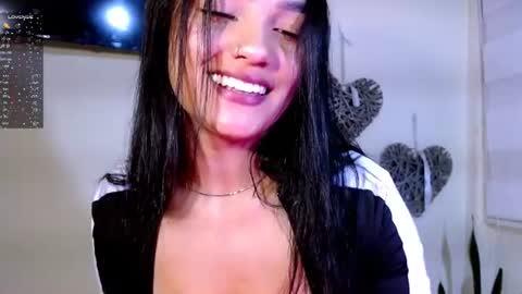 My name is Gabriela.. nice to meet you thumbs up please its very important to me online show from July 1, 12:43 am