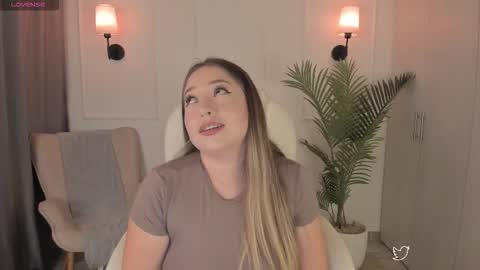 gaby  online show from November 14, 12:10 am