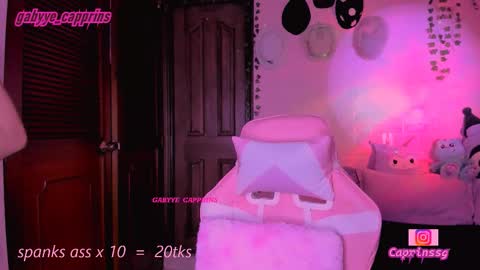 gabyye capprins online show from January 18, 1:46 am