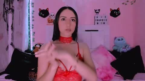 gabyye capprins online show from October 19, 12:56 am