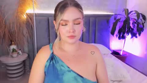 Gaia Baker  online show from March 14, 6:31 pm