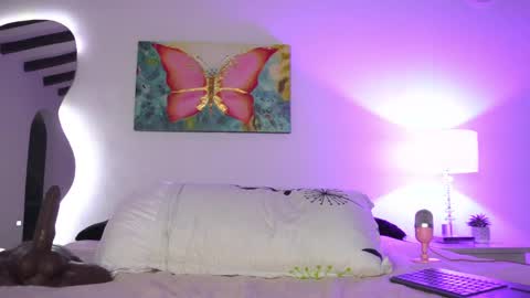 gala_monroe online show from September 19, 11:42 am