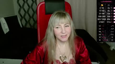 Janette online show from November 9, 6:59 pm