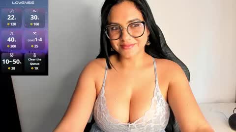 Snapshot of gatu14523 chatting on February 7, 2:26 pm Gatu online show from February 7, 2:26 pm