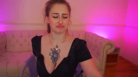 gentleadellee online show from December 5, 2:40 pm