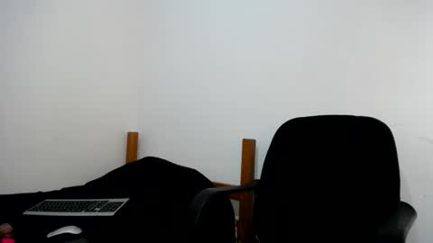 GeorgiaKlaudeth online show from March 27, 9:37 pm