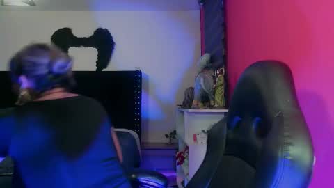 Georgina  online show from November 3, 6:17 am