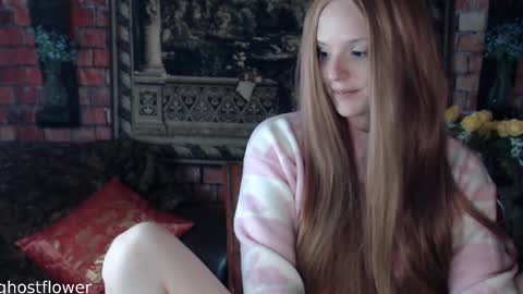 ghostflower online show from October 25, 6:59 pm