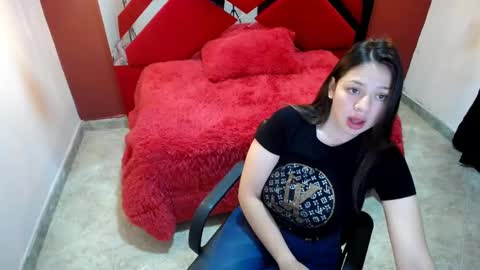 Gia atm online show from February 10, 2:59 pm