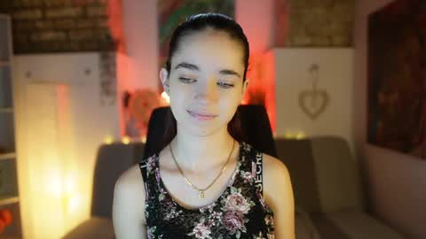 Snapshot of gia_paige18 chatting on February 13, 8:48 am Gia Paige18 online show from February 13, 8:48 am