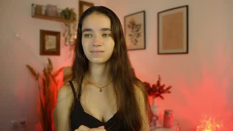 Snapshot of gia_paige18 chatting on September 28, 8:30 am Gia Paige18 online show from September 28, 8:30 am