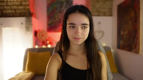 Snapshot of gia_paige18 chatting on December 5, 9:06 am Gia Paige18 online show from December 5, 9:06 am