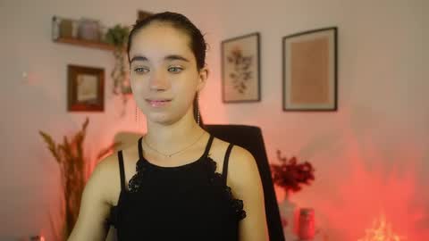 Snapshot of gia_paige18 chatting on September 18, 1:31 pm Gia Paige18 online show from September 18, 1:31 pm