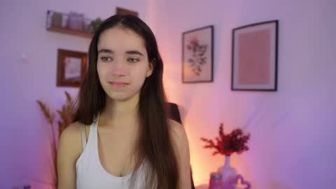 Snapshot of gia_paige18 chatting on October 16, 1:25 pm Gia Paige18 online show from October 16, 1:25 pm