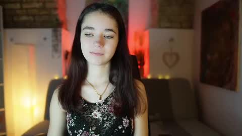 Snapshot of gia_paige18 chatting on February 6, 8:29 am Gia Paige18 online show from February 6, 8:29 am