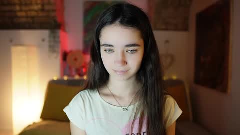Snapshot of gia_paige18 chatting on December 21, 9:12 am Gia Paige18 online show from December 21, 9:12 am