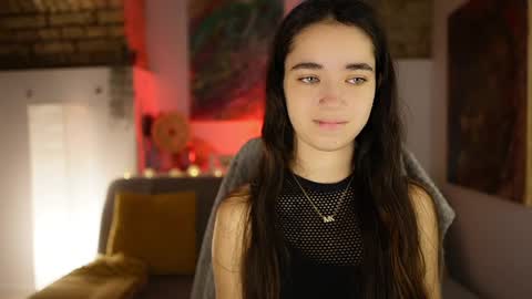 Snapshot of gia_paige18 chatting on December 8, 9:35 am Gia Paige18 online show from December 8, 9:35 am