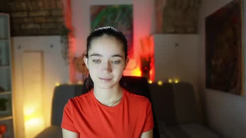 Snapshot of gia_paige18 chatting on February 25, 9:09 am Gia Paige18 online show from February 25, 9:09 am