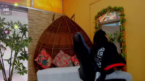 Gia  online show from February 20, 12:04 pm