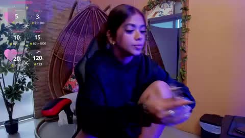 Gia  online show from March 5, 12:00 pm