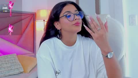 Gia  online show from January 30, 6:21 pm