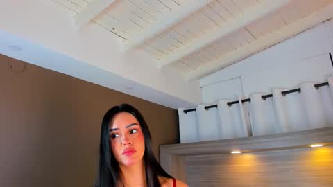 gigi wilden online show from February 10, 11:13 am