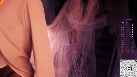 Stacy online show from November 18, 9:49 pm