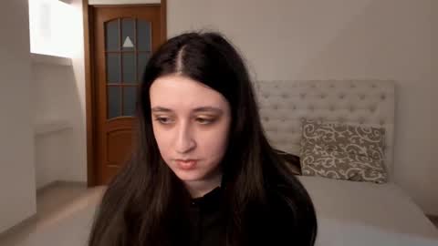 Kate online show from March 4, 9:18 am