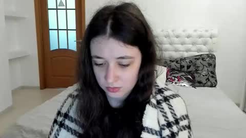 Kate online show from October 4, 9:37 am