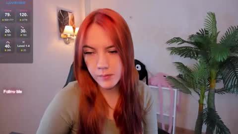 gingerr_pie online show from December 15, 4:40 am