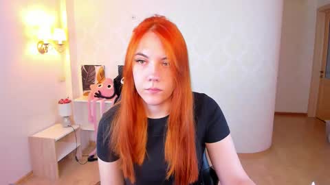 gingerr_pie online show from February 15, 4:48 am