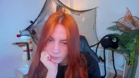 gingerr_pie online show from November 10, 6:36 pm