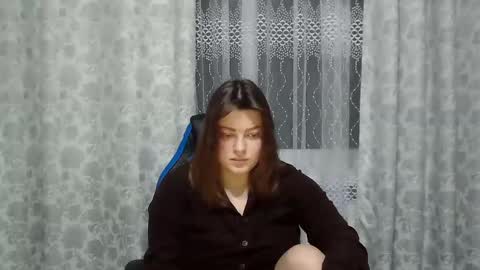 girl_leya online show from February 2, 9:13 pm