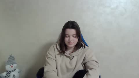girl_leya online show from December 30, 11:17 pm