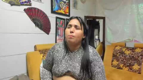 girl_luna_ online show from October 2, 8:03 pm