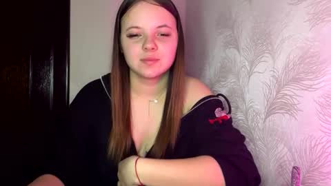girl_shy07 online show from February 11, 2:47 am
